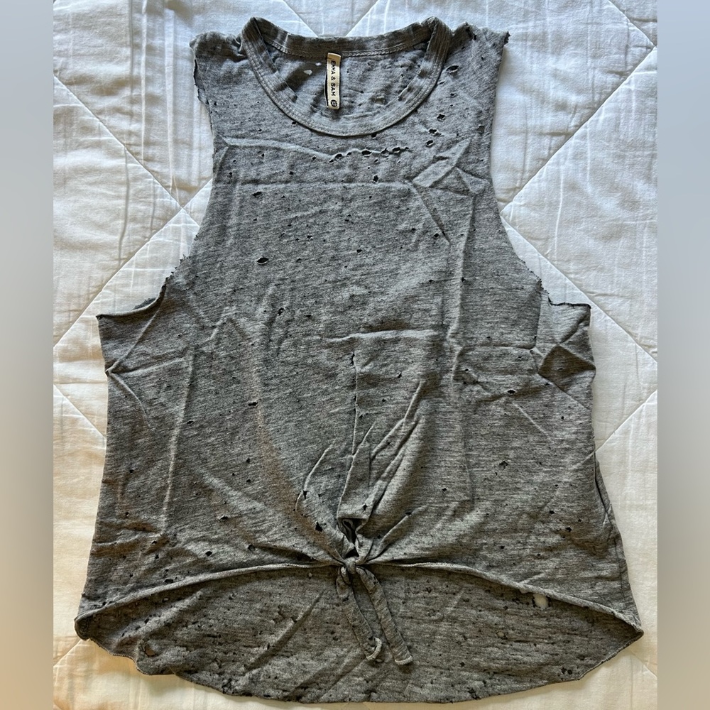 Emma & Sam gray distressed cropped tank top